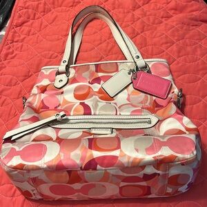 Coach Daisy Kaleidoscope Hobo Orange Pink White handbag